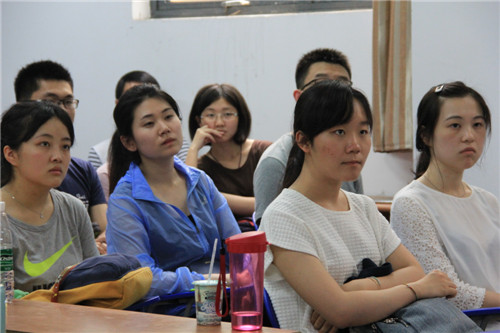 永乐高ylg888888“两学一做”系列活动——书记讲党课，同志受益多！