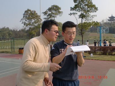 庆快乐节日,强团队体魄——永乐高ylg888888学生工作办公室第一届羽毛球赛顺利举行