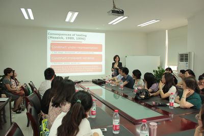 加拿大女王大学教育学院程李颖教授访问永乐高ylg888888并举行座谈会